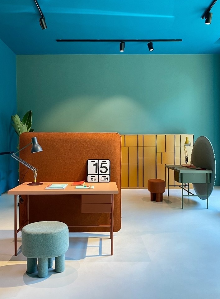FRANNY desk_Zoey_Elisaossinostudio_4